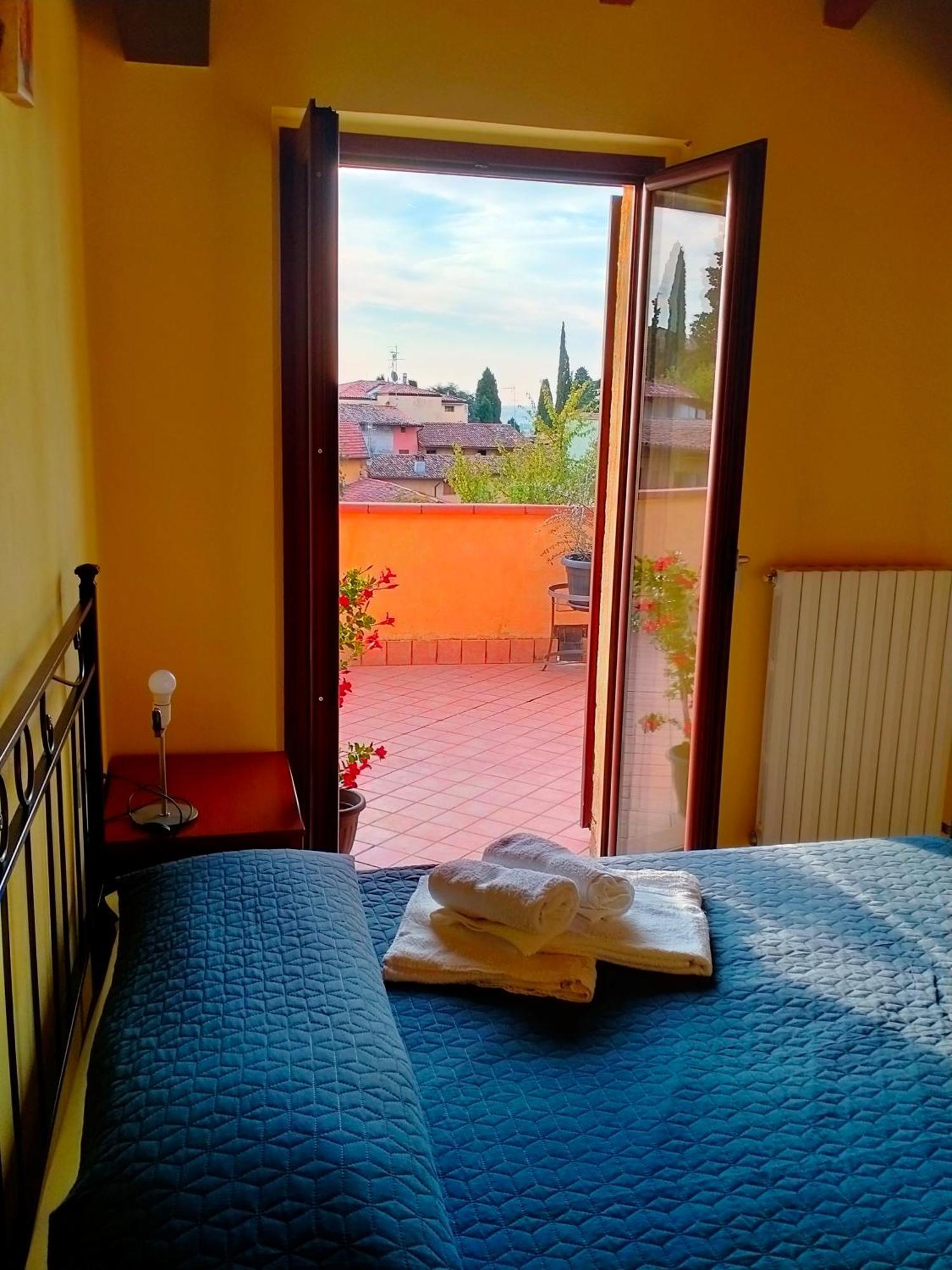 Borgo Antico Apartment San Felice del Benaco Exterior photo