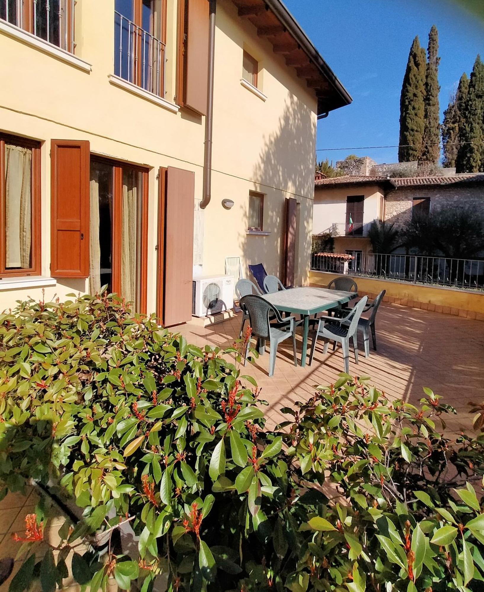 Borgo Antico Apartment San Felice del Benaco Exterior photo